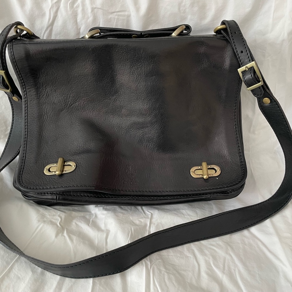 Black Leather Messenger Bag